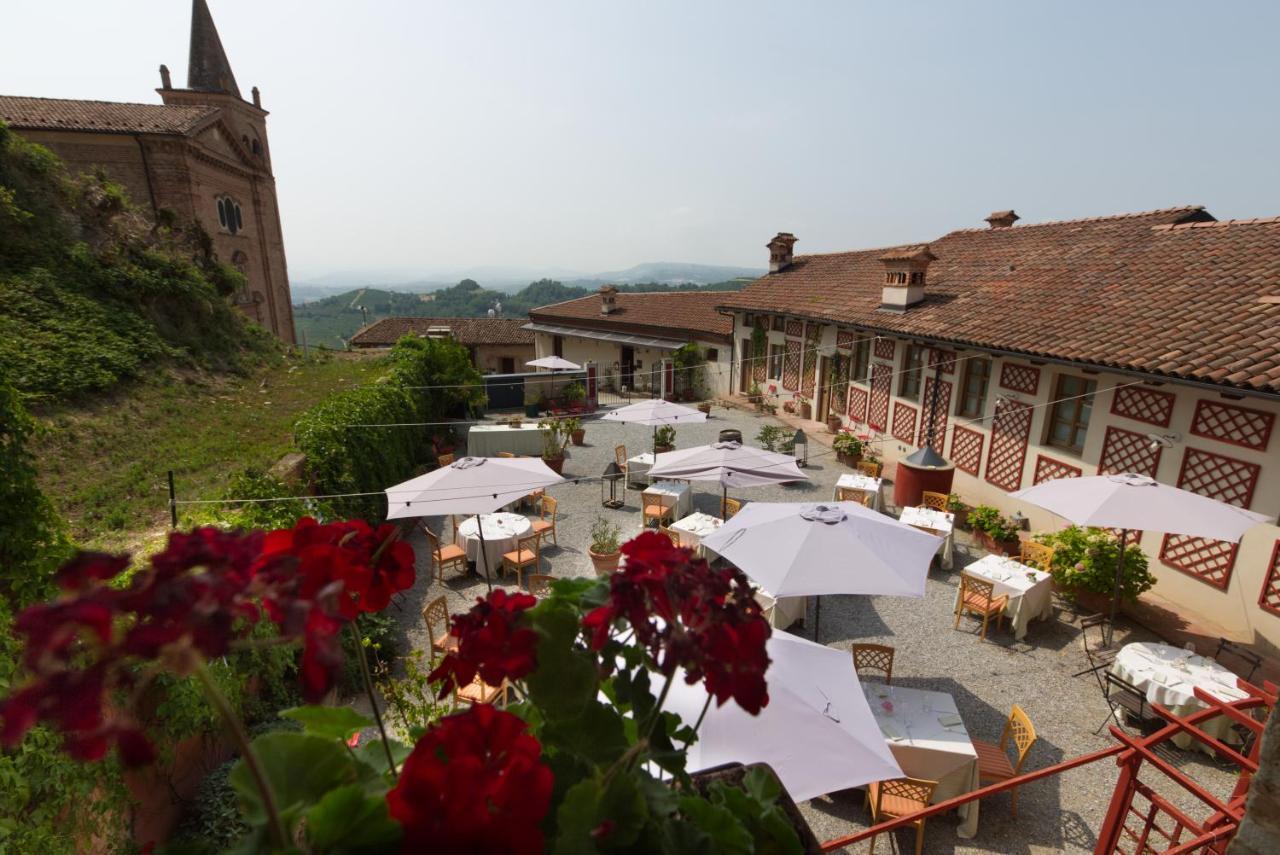 Foresteria Ristorante Conti Roero Monticello d'Alba Екстериор снимка